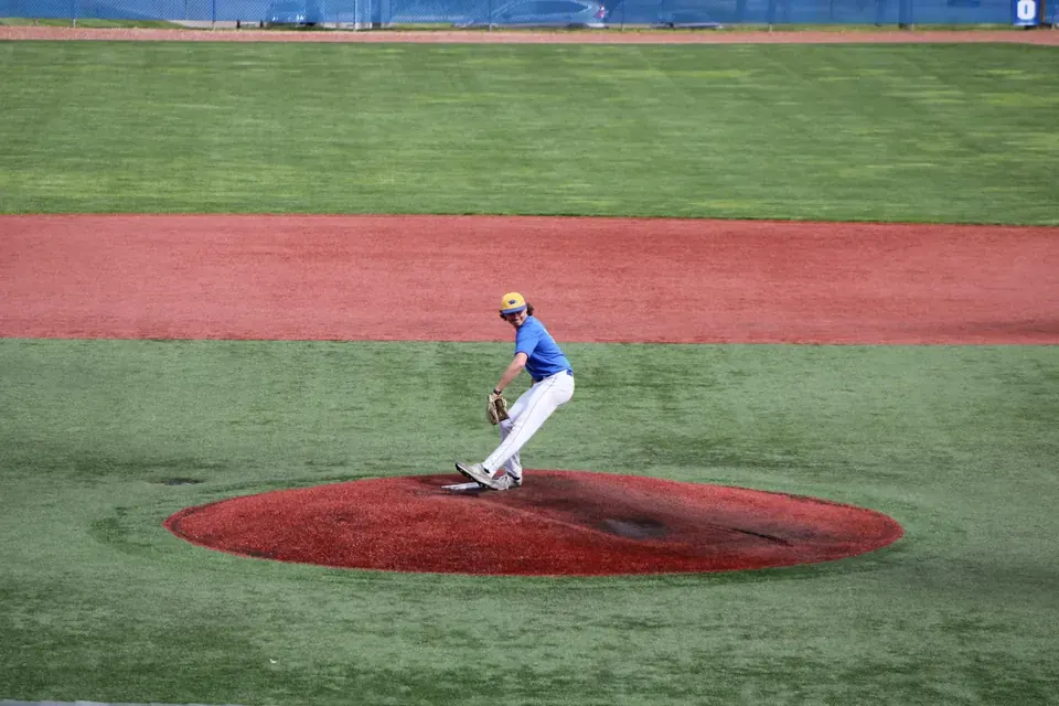 Addressing Left-Handed Batting Needs on the Blue Jays Roster